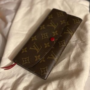 Louis Vuitton Emilie Wallet